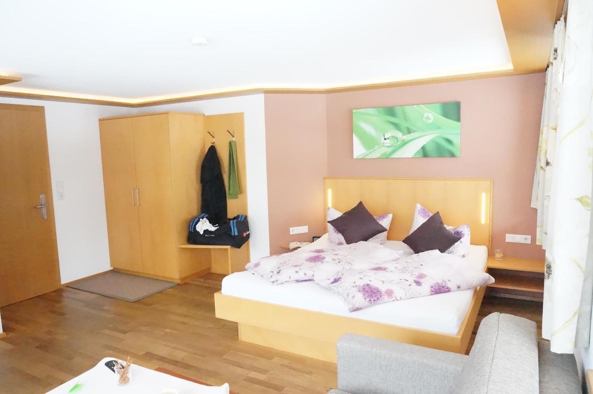 Haus Schwendinger Hotel Mellau Eksteriør billede